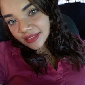 Meet your Posher, Ana